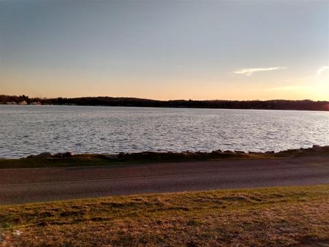 2421 Winona, Osseo, MI 49266