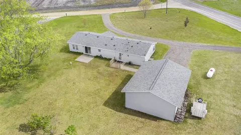 204 110th, Plainwell, MI 49080 photo 4