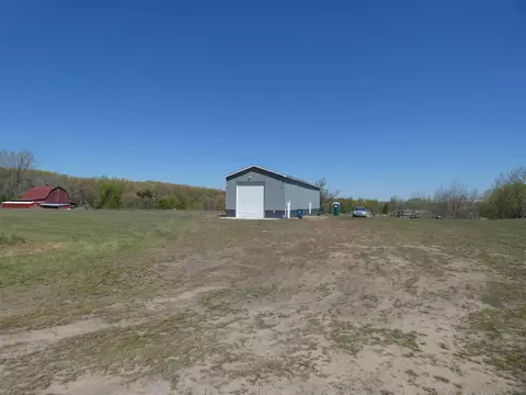 837 E 96th, Grant, MI 49327 photo 3