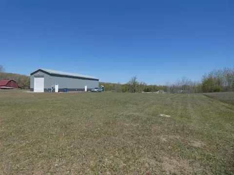 837 E 96th, Grant, MI 49327 photo 4