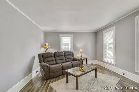 311 S S Brg, Belding, MI 48809 photo 4