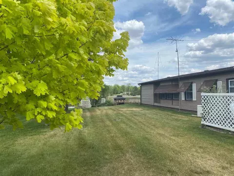 283 Sunset, Dowling, MI 49050 photo 27