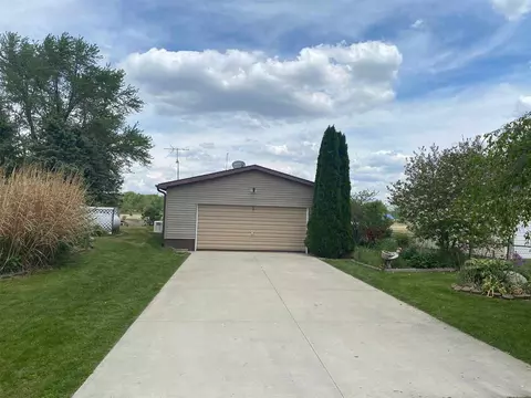 283 Sunset, Dowling, MI 49050 photo 40