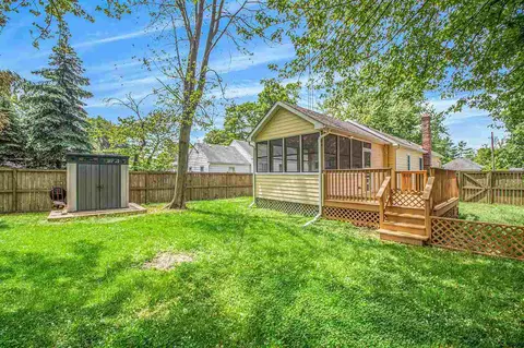 404 Cherry, Three Oaks, MI 49128 photo 18