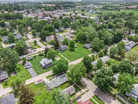 404 Cherry, Three Oaks, MI 49128 photo 31