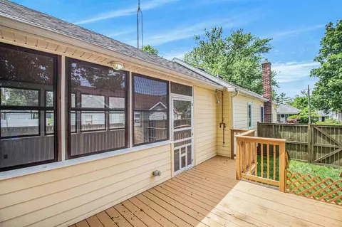 404 Cherry, Three Oaks, MI 49128 photo 16