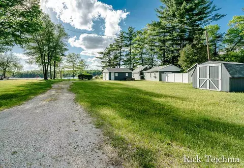 5317 Front, Newaygo, MI 49337 photo 11