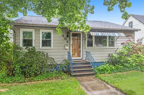 402 Spring, Three Rivers, MI 49093 photo 3