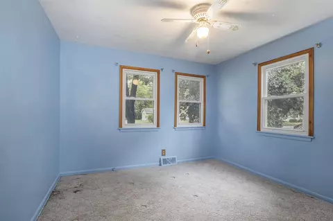 402 Spring, Three Rivers, MI 49093 photo 11