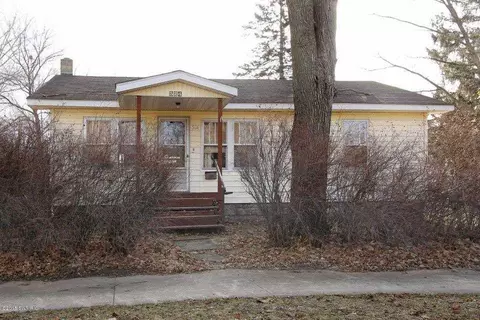524 S Hooker, Three Rivers, MI 49093 photo 1