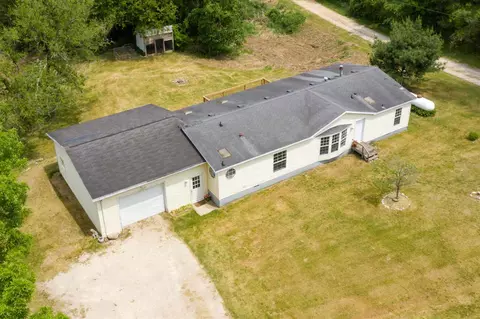 56808 60th, Lawrence, MI 49064 photo 1