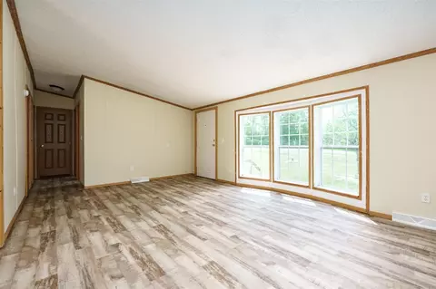 56808 60th, Lawrence, MI 49064 photo 3