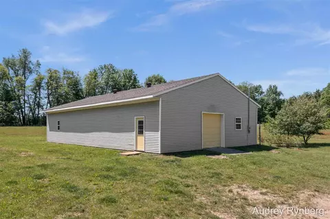 6270 E 80th, Newaygo, MI 49337 photo 42