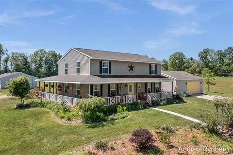 6270 E 80th, Newaygo, MI 49337 photo 2