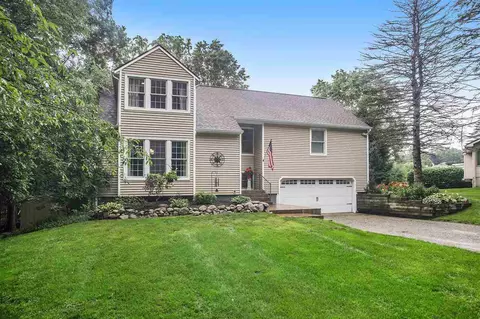203 Deer Run, Plainwell, MI 49080 photo 1