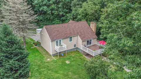 203 Deer Run, Plainwell, MI 49080 photo 5