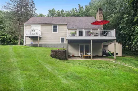 203 Deer Run, Plainwell, MI 49080 photo 2
