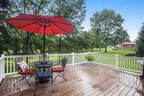203 Deer Run, Plainwell, MI 49080 photo 3