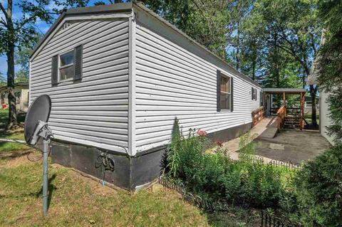 6819 Railroad St, Harrison, MI 48625 photo 2