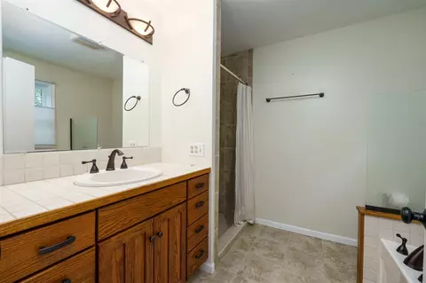 246 Golfview, Plainwell, MI 49080 photo 16