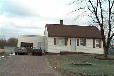 3049 S Kleinpell, Burton, MI 48529 photo 1
