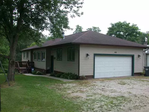 512 E Jefferson, Augusta, MI 49012 photo 3