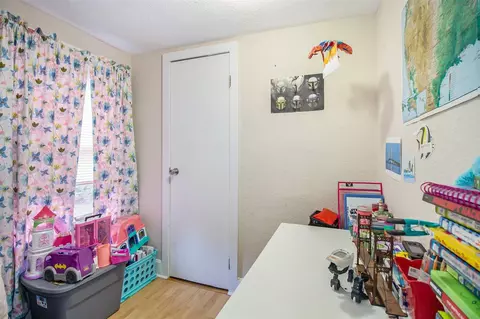 1216 Hickory, Lansing, MI 48912 photo 12