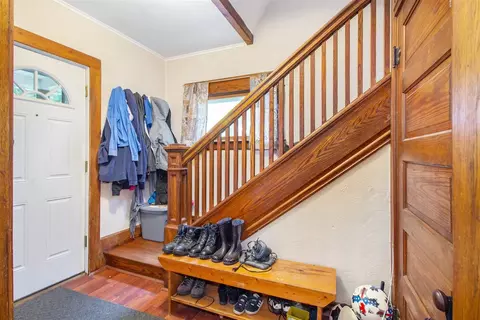 1216 Hickory, Lansing, MI 48912 photo 3