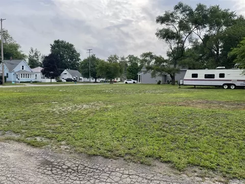 605 Harrison, Belding, MI 48809 photo 6