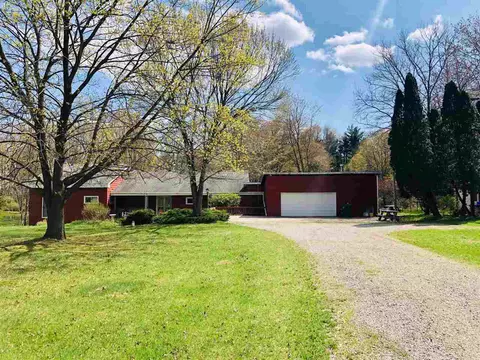 52806 Johnson, Three Rivers, MI 49093 photo 1