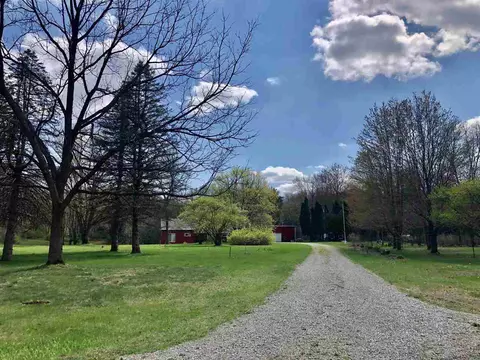 52806 Johnson, Three Rivers, MI 49093 photo 2