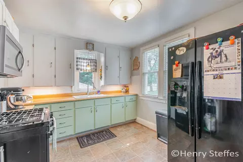 1802 Cherry, Dorr, MI 49323 photo 4