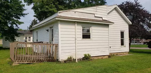218 E Dibble, Marcellus, MI 49067 photo 2