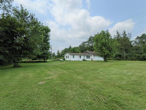 64766 Wade, Cassopolis, MI 49031 photo 1