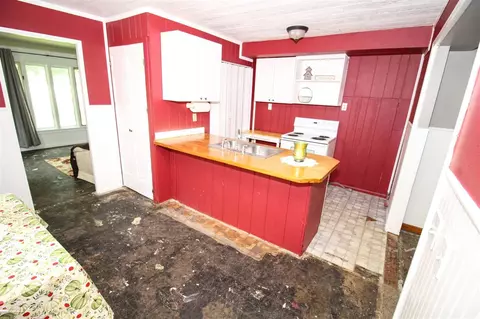 708 S Hooker, Three Rivers, MI 49093 photo 13