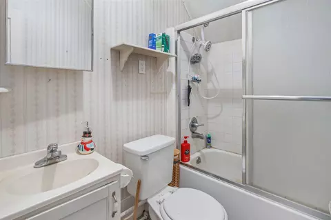 111 Maple, Manistee, MI 49660 photo 28