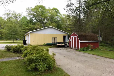 4610 S Spruce, White Cloud, MI 49349 photo 11