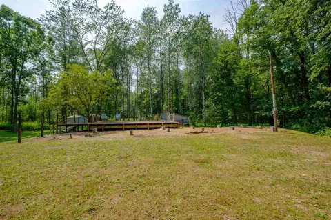 305 N Vickeryville, Stanton, MI 48888 photo 4