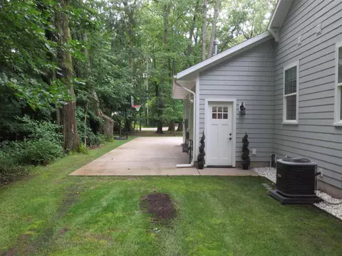 1397 Carleton, Whitehall, MI 49461 photo 9