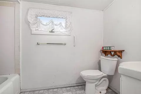 480 Cass, Constantine, MI 49042 photo 7