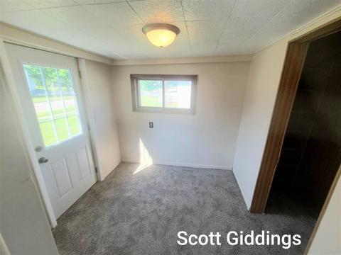 2029 E Rdg, Mcbride, MI 48852 photo 13
