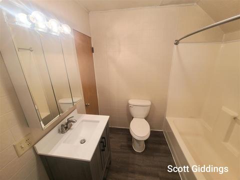 2029 E Rdg, Mcbride, MI 48852 photo 7