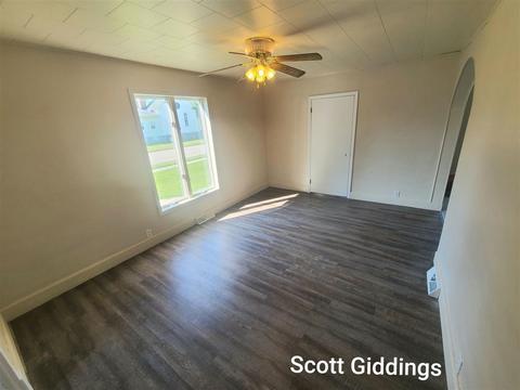 2029 E Rdg, Mcbride, MI 48852 photo 3