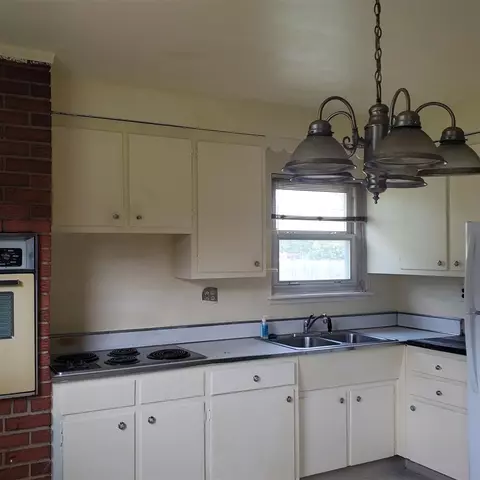 129 E Southfield Dr, Jackson, MI 49203 photo 5