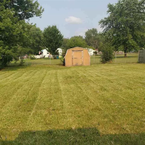129 E Southfield Dr, Jackson, MI 49203 photo 11