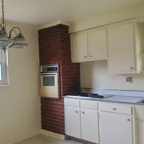 129 E Southfield Dr, Jackson, MI 49203 photo 4