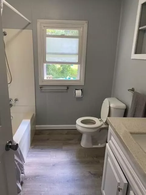204 Thorpe, Jackson, MI 49203 photo 26
