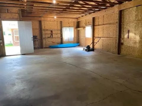 204 Thorpe, Jackson, MI 49203 photo 5