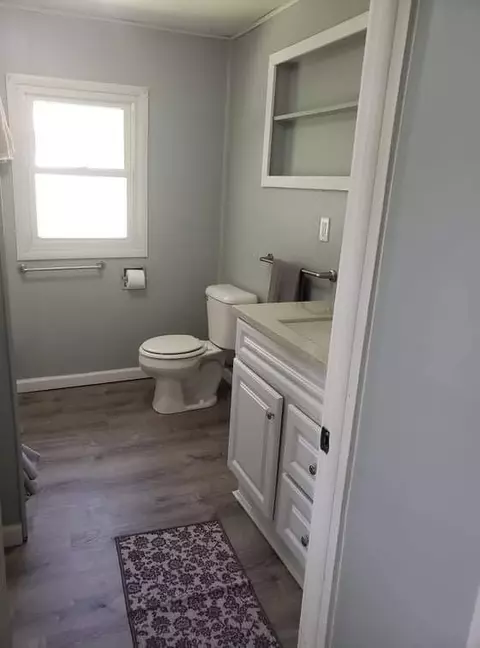 204 Thorpe, Jackson, MI 49203 photo 9