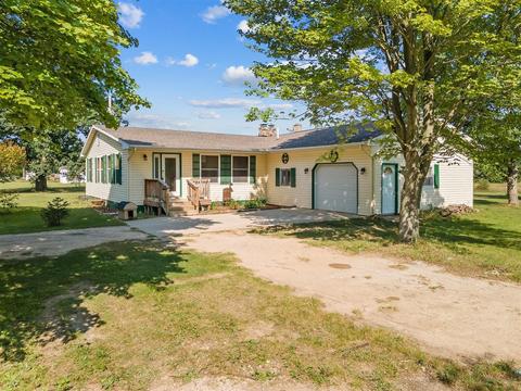 4017 E Pakes Rd, Stanton, MI 48888 photo 1